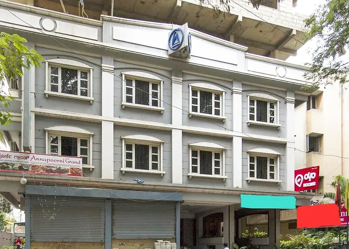 Adarsh Inn